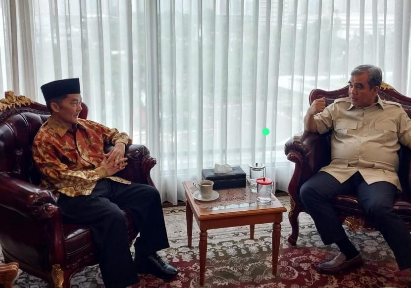 Wakil Ketua MPR-RI H. Ahmad Muzani saat menerima Silaturahmi Ketua Umum PP IPHI di Gedung Nusantara III DPR-MPR-RI Senayan, Jakarta.