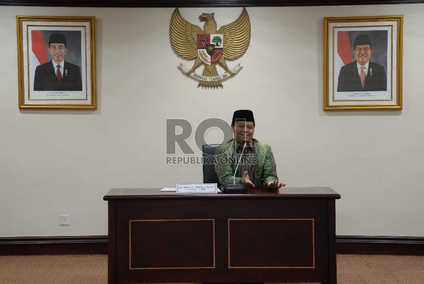 Wakil Ketua MPR RI Hidayat Nur Wahid menerima sejumlah pengurus Gema Sadhana di Komplek Parlemen, Senayan, Jakarta, Jumat (26/6).
