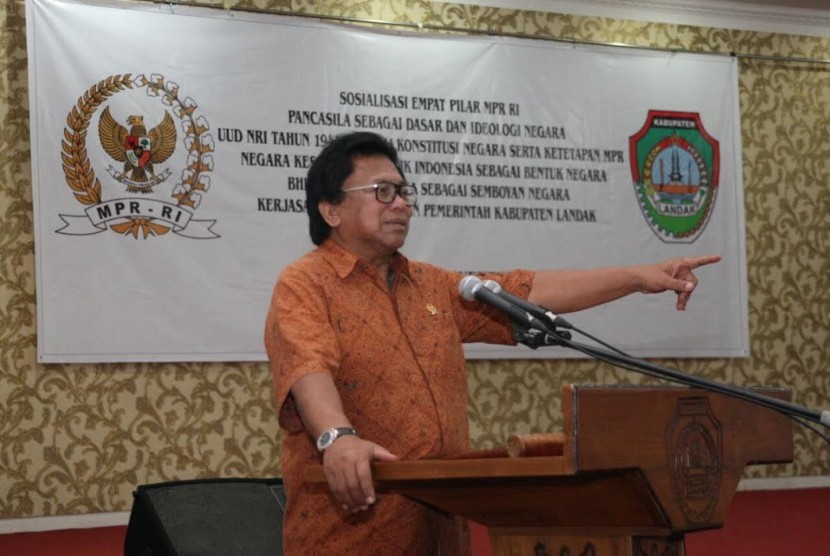 Wakil Ketua MPR RI, Oesman Sapta.