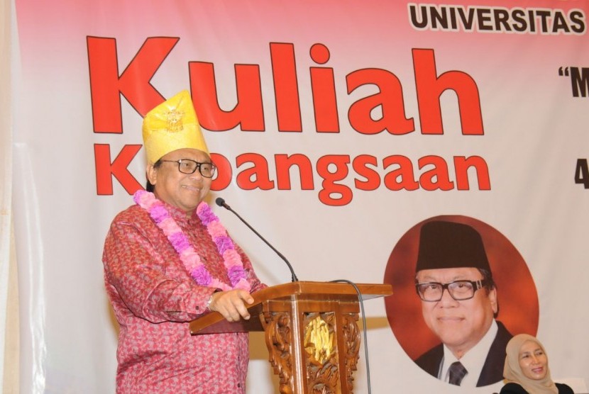 Wakil Ketua MPR RI Oesman Sapta.