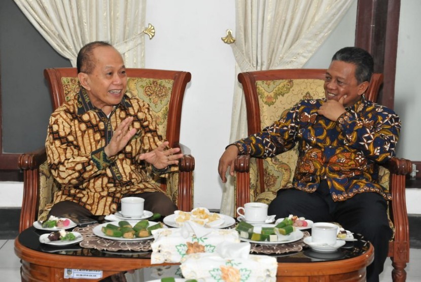  Wakil Ketua MPR Syarief Hasan melakukan kunjungan ke Kabupaten Pacitan, Jawa Timur Jumat (21/2)