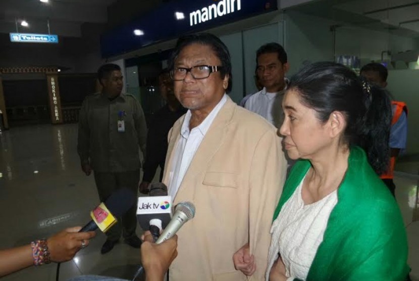 Wakil Ketua MPR tiba di bandara Halim Perdanakusumah, Senin (1/6)