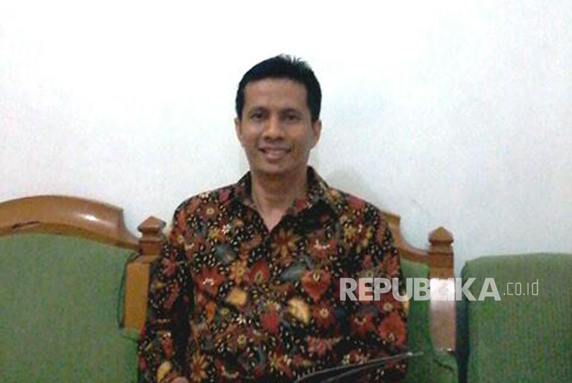 Wakil Ketua Umum HMPI / Staf Ahli Ekonomi Maritim Asosiasi Pemerintahan Daerah Kepulauan dan Pesisir Seluruh Indonesia (ASPEKSINDO) Hendra Nazif 