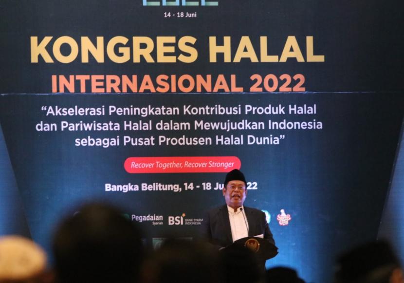 Wakil Ketua Umum Majelis Ulama Indonesia (Waketum MUI), KH Marsudi Syuhud, memberikan pidato sambutan dalam acara Kongres Halal Internasional Tahun 2022 di Bangka Belitung pada Selasa (14/6/2022). MUI: Kongres Halal Dorong Indonesia Pimpin Industri Produk Halal