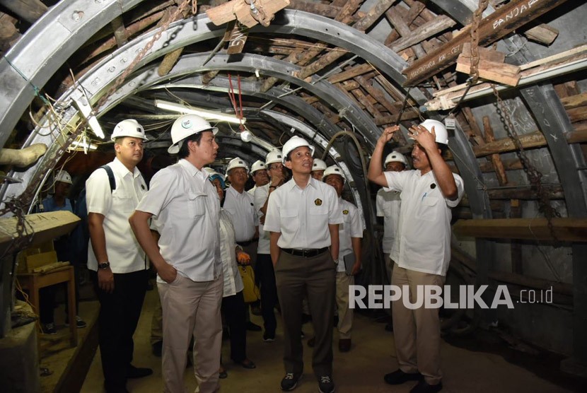 Wakil Menteri ESDM Arcandra Tahar berkunjung ke Balai Diklat Tambang Bawah Tanah (BDTBT) Sawahlunto, Sumbar. 