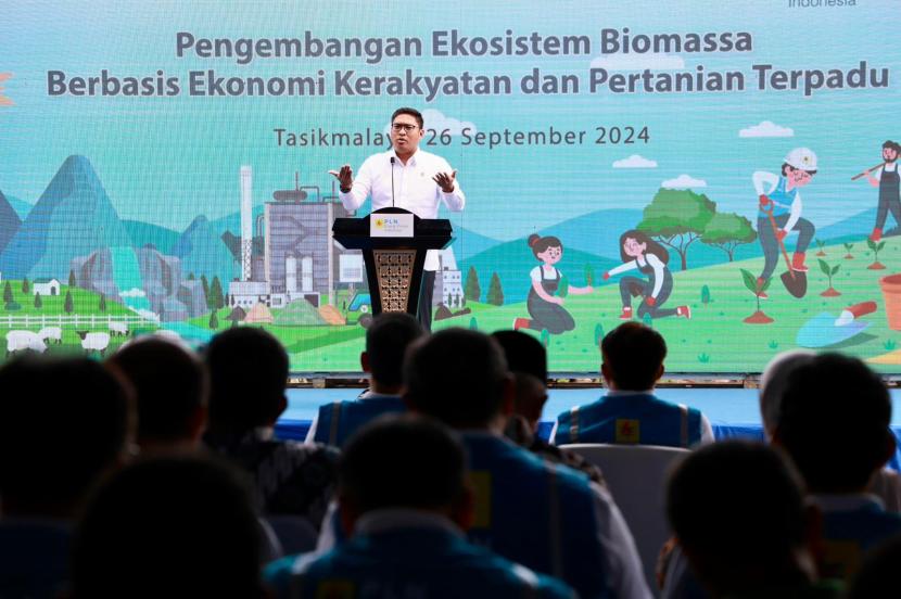 Wakil Menteri Pertanian Sudaryono menyambut baik inisiatif PLN dalam memberdayakan masyarakat untuk mengembangkan ekosistem biomassa berbasis ekonomi kerakyatan, tidak hanya mengurangi emisi karbon, tetapi juga membantu meningkatkan perekonomian masyarakat sekitar.