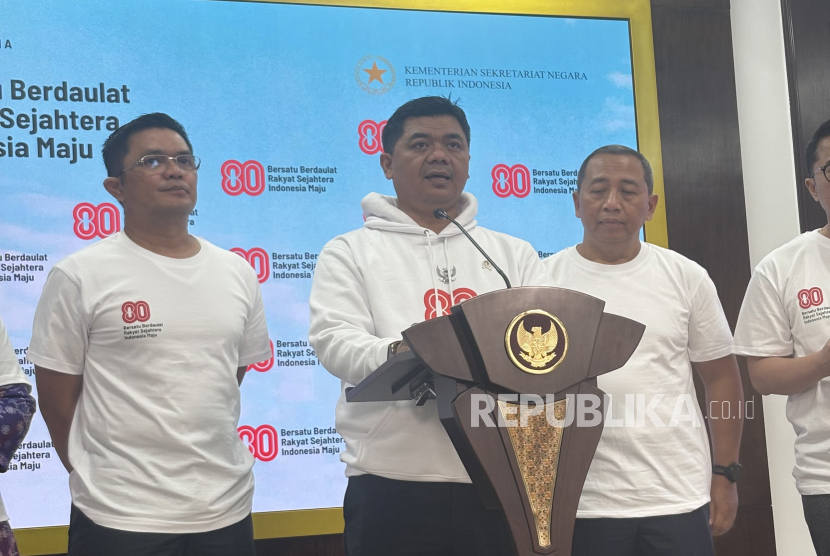 Wakil Menteri Sekretaris Negara (Wamensesneg) sekaligus Ketua Panitia HUT Ke-80 Juri Ardiantoro di Kompleks Istana Kepresidenan Jakarta, Jumat (1/8/2025). 
