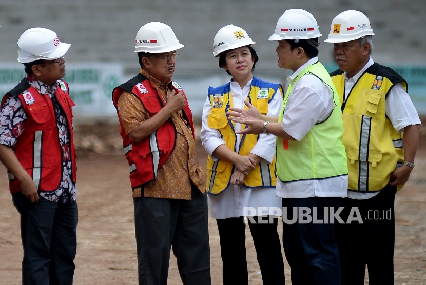 Vice President Jusuf Kalla (second from left).