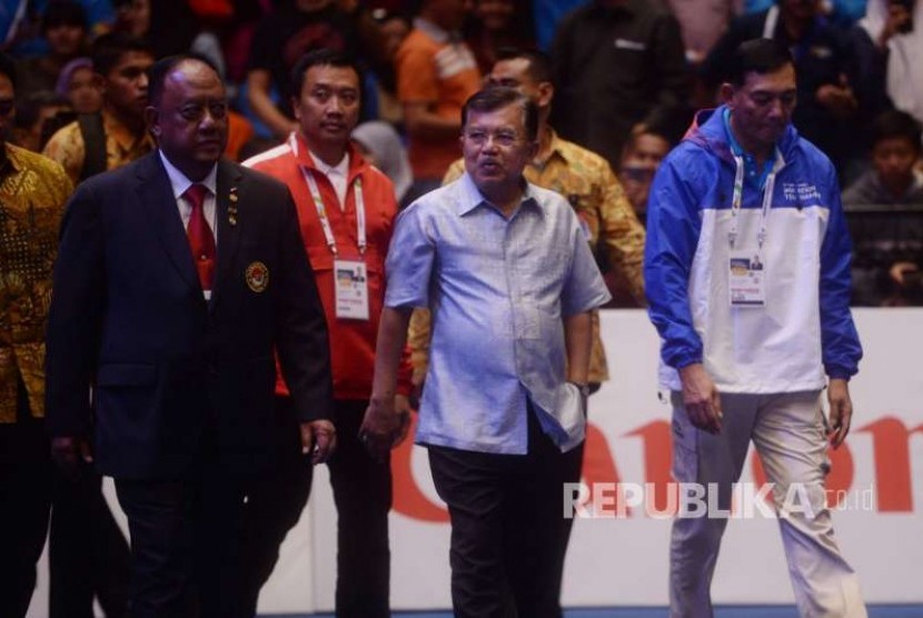 Wakil Presiden Jusuf Kalla menghadiri pertandingan Invitation Tournament Asian Games 2018 cabang olahraga Taekwondo di JIexpo Jakarta, Sabtu (10/2).