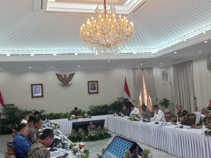Wakil Presiden Maruf Amin pimpin Rapat Komisi Pengarah Reformasi Birokrasi Nasional (KBRBN) di Istana Wakil Presiden, Kamis (12/1/2023).