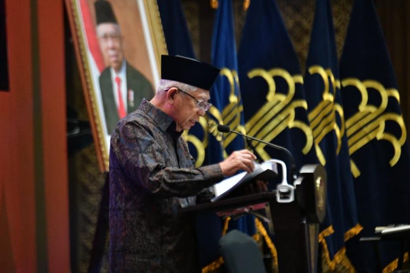 Wakil Presiden Maruf Amin saat menghadiri puncak Peringatan Hari Hak Asasi Manusia Sedunia ke-74 Tahun 2022 di Hotel Sultan, Jakarta, Senin (12/12). 