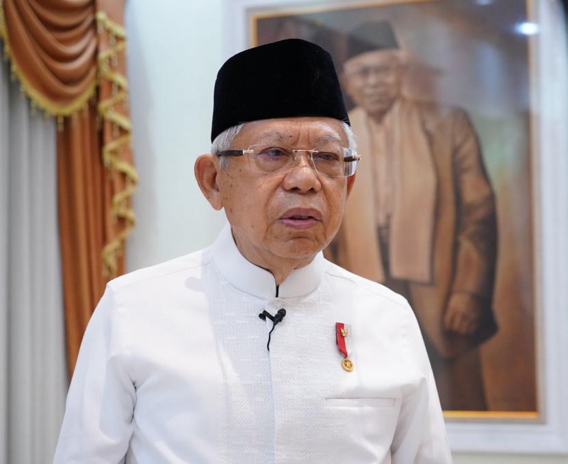 Wakil Presiden Maruf Amin saat  menyampaikan duka cita atas wafatnya cendekiawan Muslim, Buya Prof Syafii Maarif, Jumat (27/5).