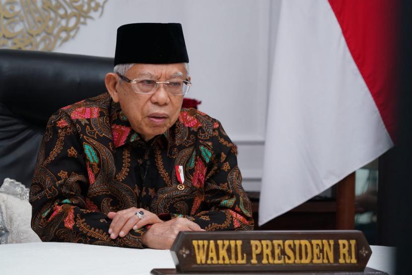 Wakil Presiden Ma'ruf Amin saat menyampaikan keynote speech di acara Seminar Ilmiah dalam Muktamar ke-V Majelis Upaya Kesehatan Islam Seluruh Indonesia (MUKISI), Sabtu (21/8). 