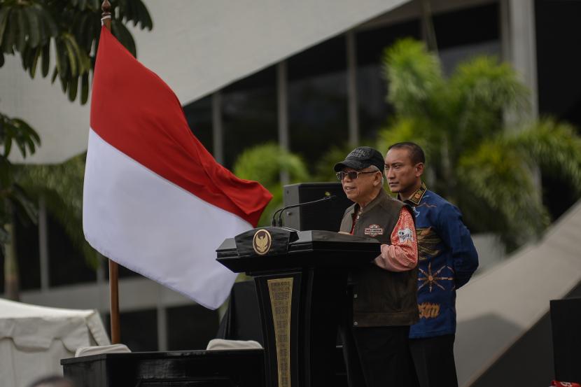 Wakil Presiden Republik Indonesia Maruf Amin. Wapres menyebut seluruh produk di Indonesia wajib sertifikasi halal termasuk farmasi