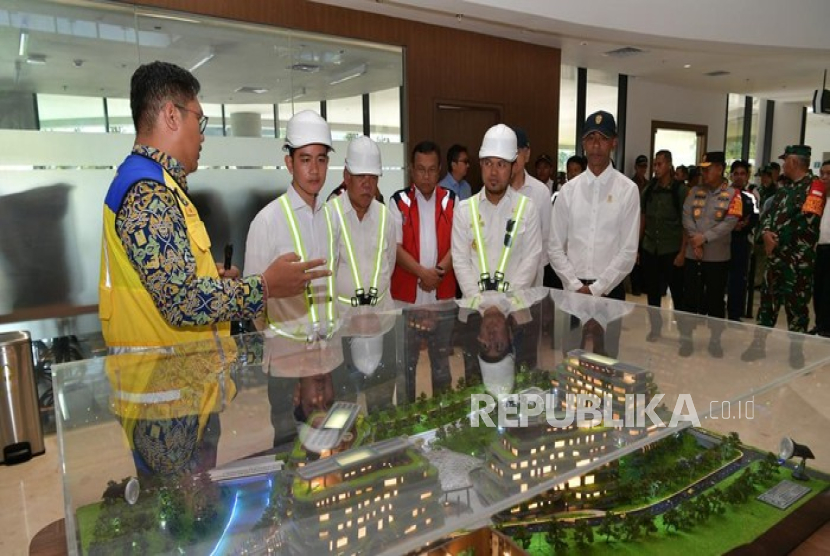 Wakil Presiden (Wapres) Gibran Rakabuming meninjau sejumlah proyek strategis di Ibu Kota Nusantara (IKN), Kalimantan Timur, Rabu (28/05/2025).