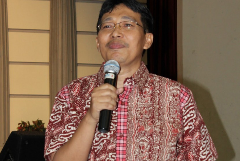 Wakil Rektor III bidang Kemahasiswaan dan Kerjasama Universitas Islam Negeri (UIN) Sunan Kalijaga, Yogyakarta, Dr Waryono Abdul Ghafur