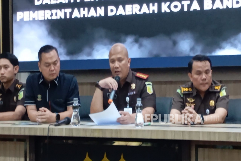 Kejari Tetapkan Wakil Wali Kota Bandung Erwin Tersangka Kasus Dugaan Korupsi Minta Jatah Proyek