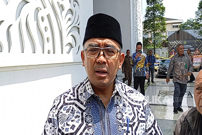 Muka Masam Farhan Tanggapi Pemeriksaan ke Wakil Wali Kota Bandung: Kita akan Ikuti!