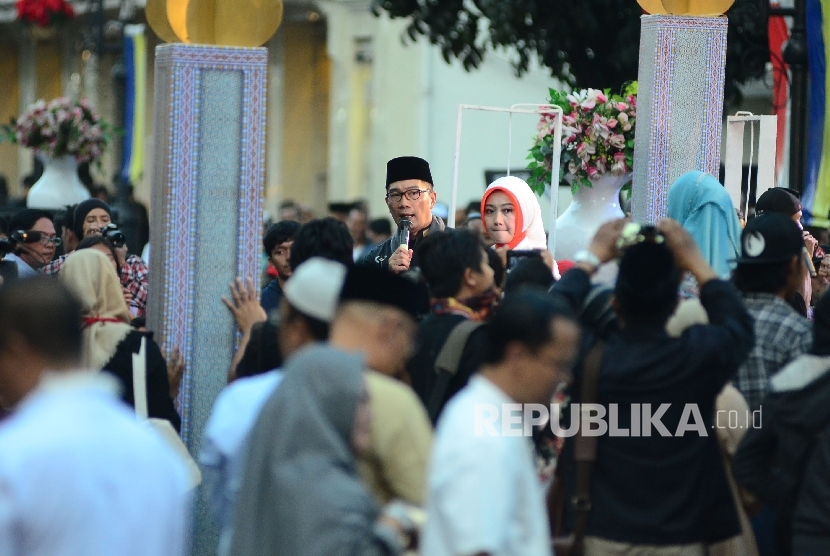 Wali Kota Bandung Ridwan Kamil memberikan sambutan pada acara 