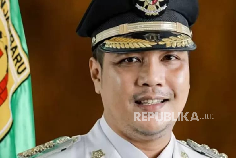 Wali Kota Banjarbaru periode 2021-2024, Aditya Mufti Ariffin.