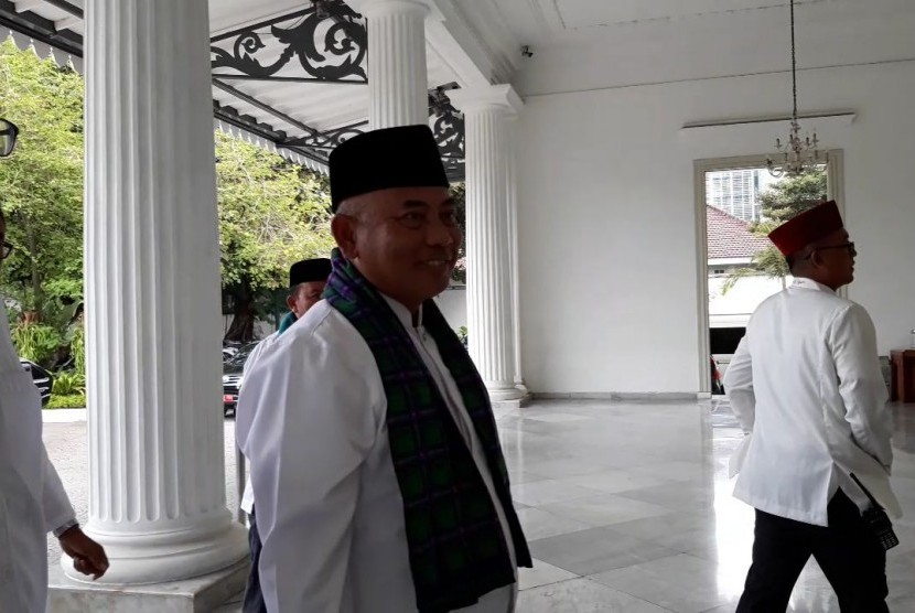 Wali Kota Bekasi Rahmat Effendi mendatangi Balai Kota DKI Jakarta, Senin (22/10). 