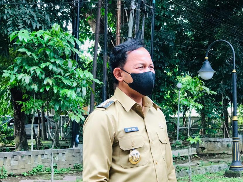 Wali Kota Bogor, Bima Arya Sugiarto, telah menyatakan tidak boleh ada kegiatan perayaan Natal dan tahun baru untuk menghindari lonjakan kasus Covid-19.