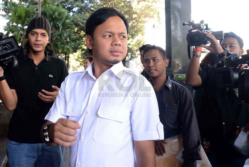 Wali Kota Bogor Bima Arya Sugiarto mendatangi kantor Komisi Pemberantasan Korupsi (KPK), Jakarta, Senin (14/7). (Republika/Agung Supriyanto)