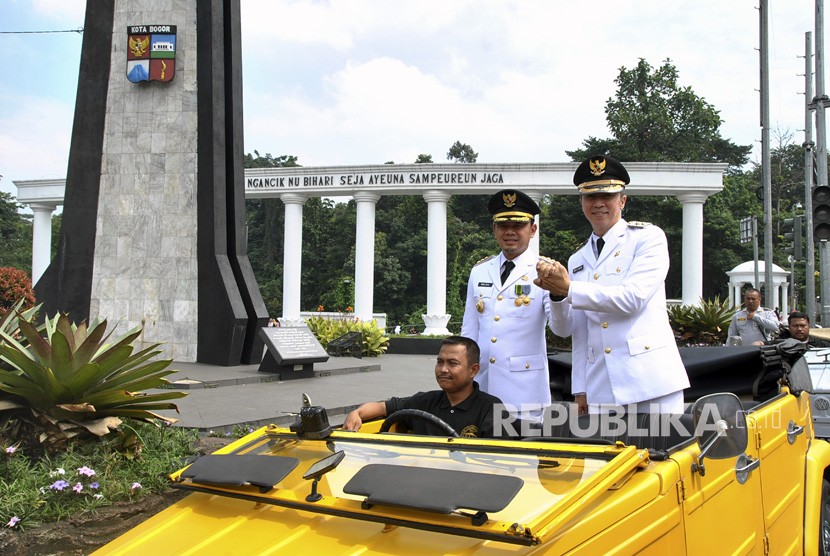  Dedie A. Rachim (kanan) bersama Bima Arya Sugiarto.