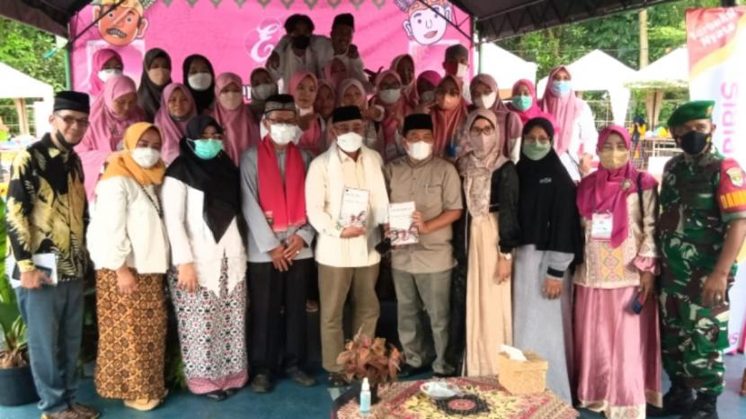 Wali Kota Depok H Mohammad Idris menghadiri acara Pesona Ramadhan yang digelar Empiris, Ahad (24/4/2022) lalu di Kelurahan Duren Mekar, Bojongsari.  