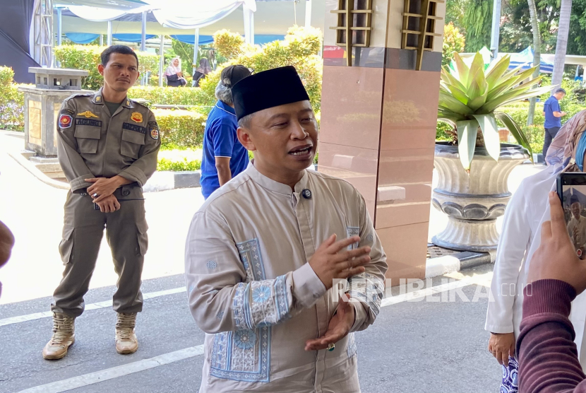 Wali Kota Depok Supian Suri