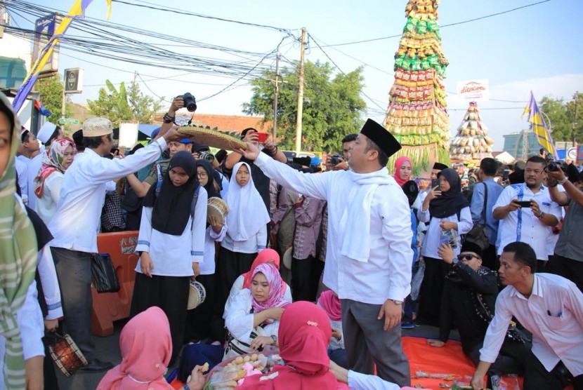 Wali Kota Tangerang Arief R Wismansyah saat acara pawai budaya Maulid Nabi.