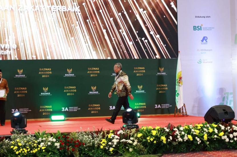 Wali Kota Tangerang Selatan raih penghargaan wali kota pendukung pengelolaan zakat terbaik