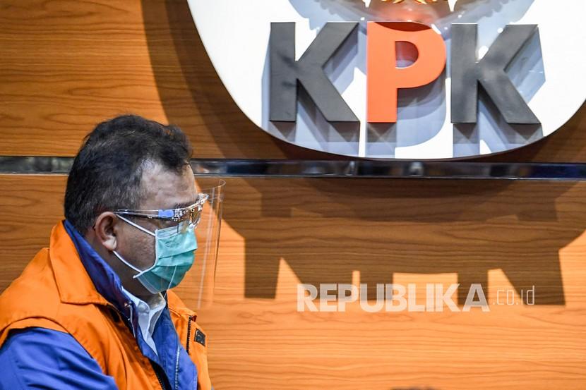 KPK menahan Wali Kota Tasikmalaya Budi Budiman.