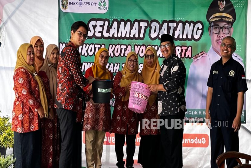 Dengan 10 Lubang Biopori, Wirobrajan Tunjukkan Pengelolaan Sampah Mandiri Berbasis RT