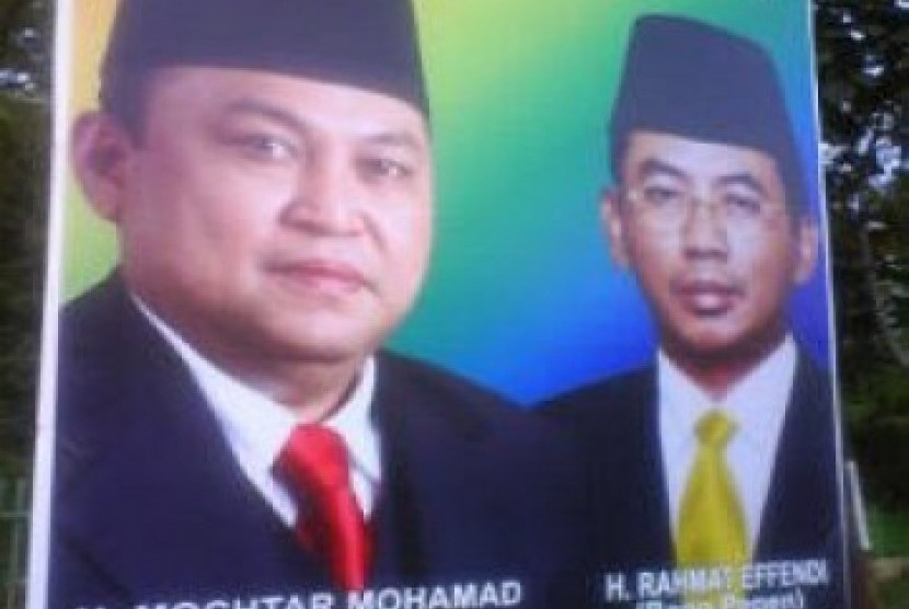 Walikota Bekasi Mochtar Muhammad