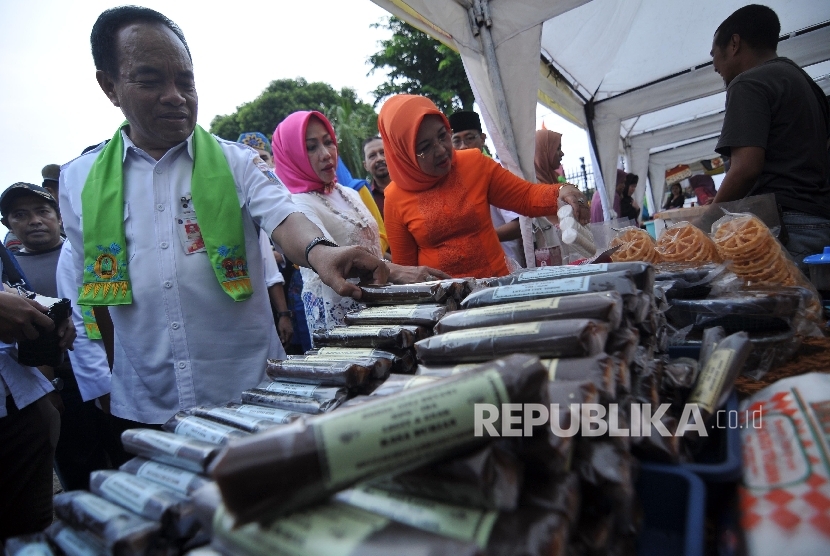 Wali Kota Jakarta Timur Bambang Musyawardana 