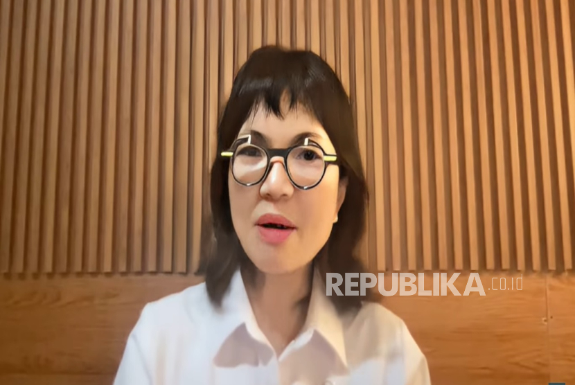 Wamendiktisaintek Stella Christie