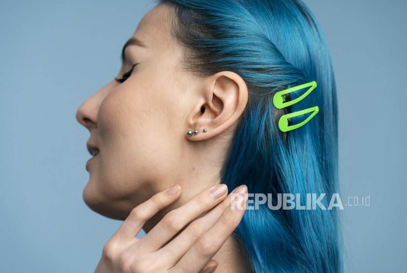 Tukang Tindik Ungkap Kejadian Paling Menjijikan yang Pernah Dialaminya