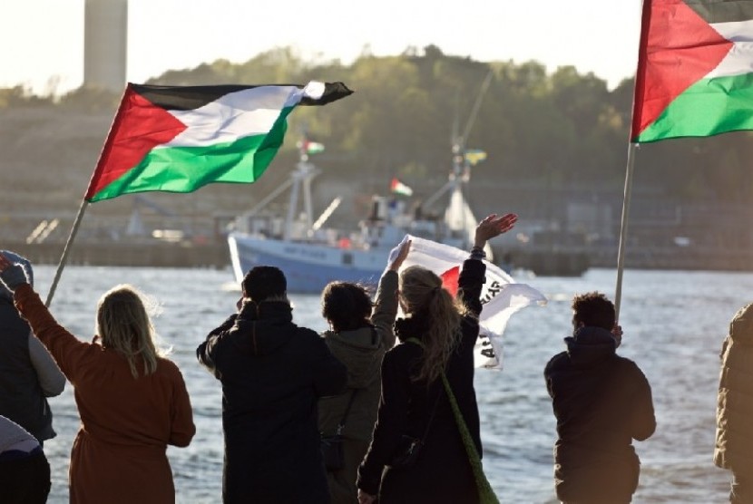 Wanita dua yang tergabung dalam All Women Flotilla berangkat ke Gaza. 