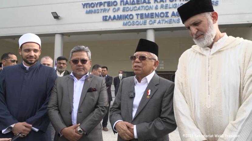 Wapres Maruf Amin saat mengunjungi Masjid Athena, Yunani, Jumat (25/11/2023).