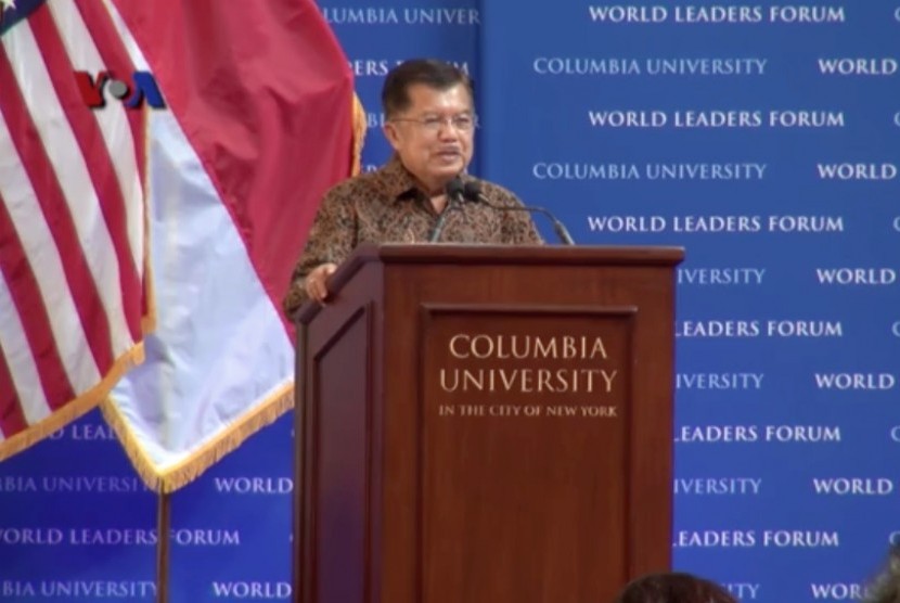 Wapres RI Jusuf Kalla menyampaikan pidato di kampus Columbia University, New York.