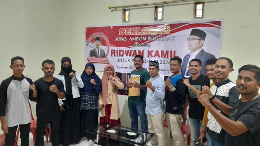 Warga Ambon, Maluku membentuk membentuk Jong Ambon Bergerak Bersama Ridwan Kamil.