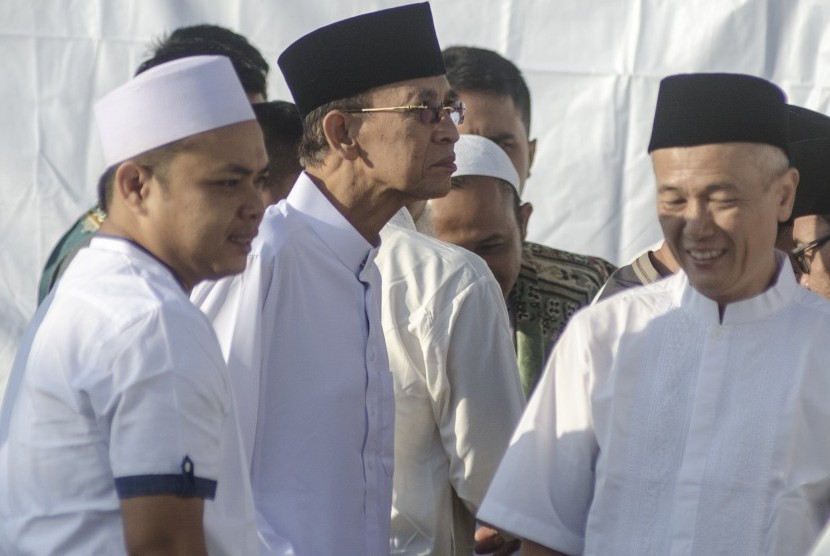 Hatta Rajasa dan Fadli Zon Melayat ke Rumah Duka Suryadharma Ali