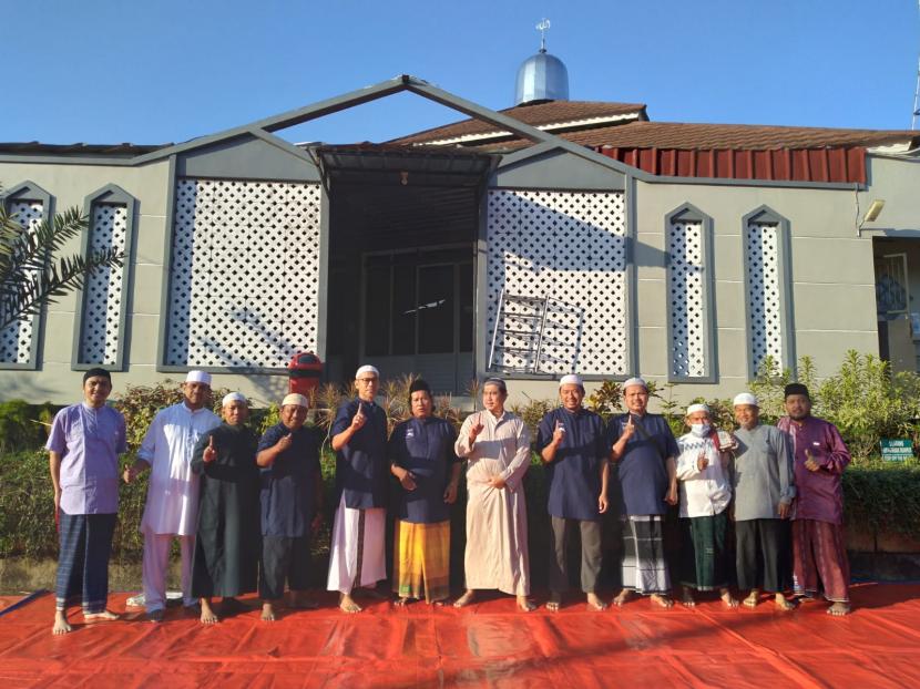 Warga Cinere Insani Residence, Rangkapan Jaya Baru, Kecamatan Pancoran Mas, Depok menggelar shalat Idul Adha 143 H  di Masjid Insani 99, Ahad (10/7/2022).