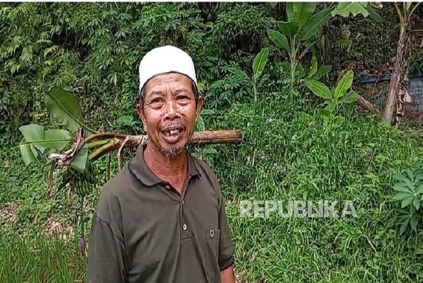 Warga Cipondok mengungkapkan jika wilayah kampungnya kehilangan mata air sebagai sumber air bersih. Warga terpaksa menggunakan rembesan mata air di sekitar area sawah dan pemakaman untuk kebutuhan sehari-hari, termasuk air minum.