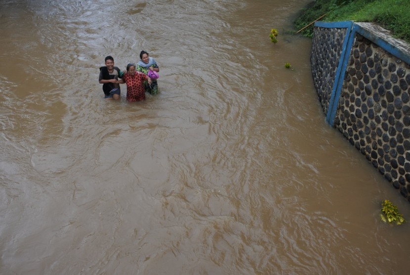 Banjir Jember, Jawa Timur. [Ilustrasi]