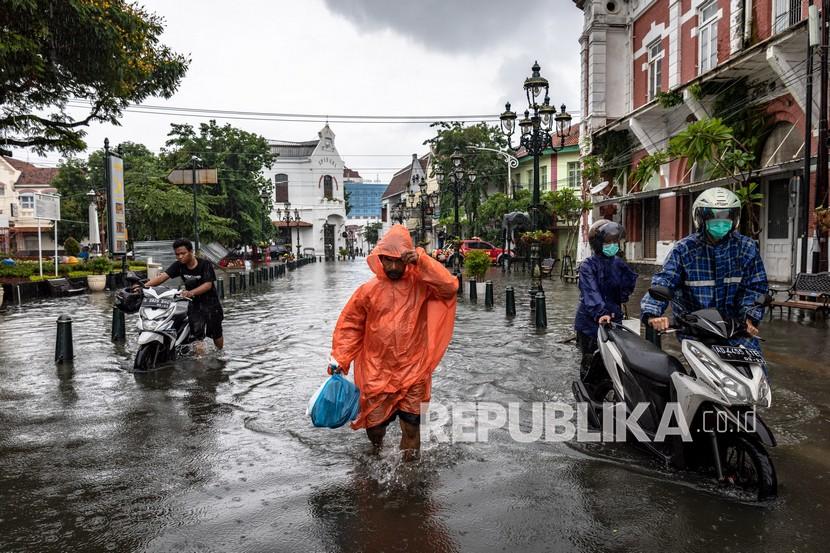 Banjir di Semarang (ilustrasi).