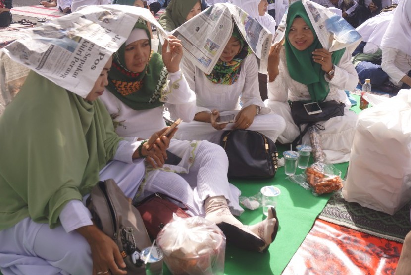 Puluhan Ribu Nahdliyin Ikuti Istighatsah Hybrid PWNU Jatim