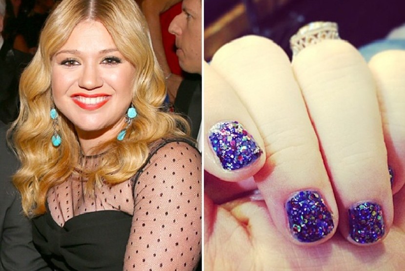 Warna kuku Kelly Clarkson