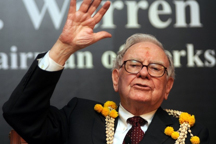 Warren Buffet, salah satu orang kaya dunia dengan sikap hidup sederhana.
